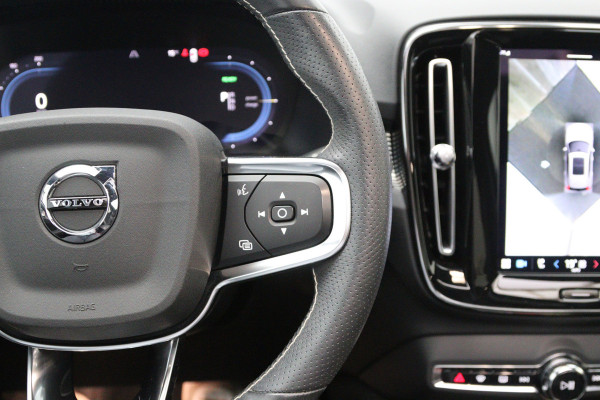 Volvo XC40 Recharge P8 AWD 408 PK R-Design, Panoramadak, Winterpakket, H/K Sound, 360 Camera