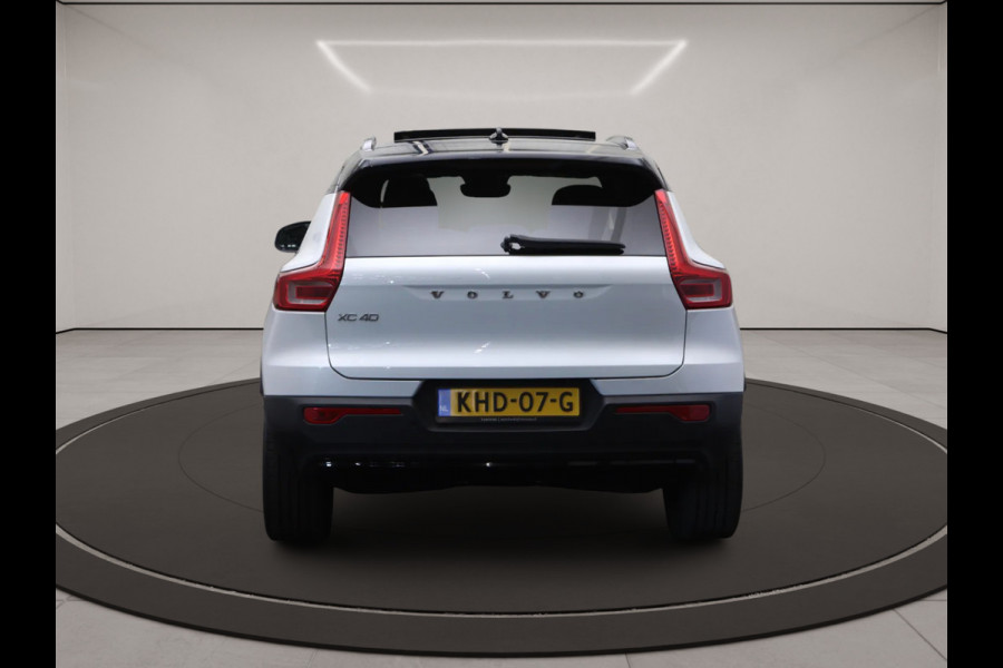Volvo XC40 Recharge P8 AWD 408 PK R-Design, Panoramadak, Winterpakket, H/K Sound, 360 Camera