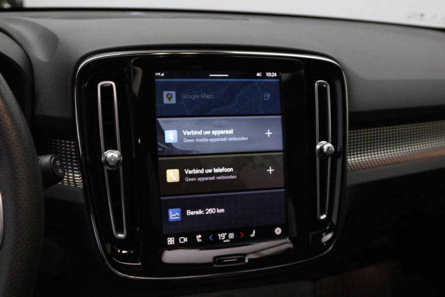 Volvo XC40 Recharge P8 AWD 408 PK R-Design, Panoramadak, Winterpakket, H/K Sound, 360 Camera