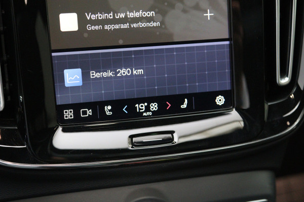 Volvo XC40 Recharge P8 AWD 408 PK R-Design, Panoramadak, Winterpakket, H/K Sound, 360 Camera