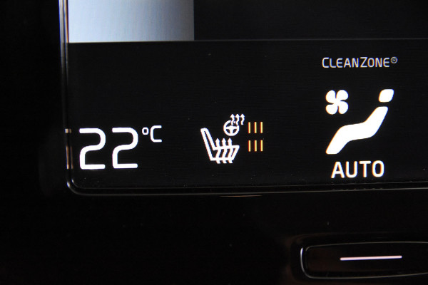 Volvo XC40 T2 *1ste Eigenaar*Leer*Navigatie*Stoelverwarming*Camera*