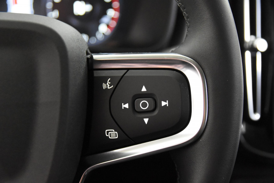 Volvo XC40 T2 *1ste Eigenaar*Leer*Navigatie*Stoelverwarming*Camera*