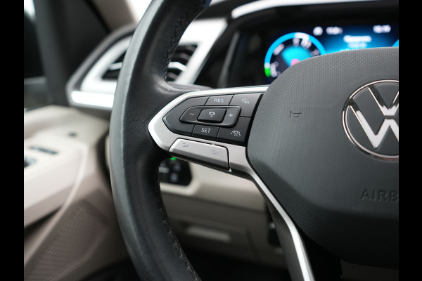 Volkswagen Multivan 1.4 eHybrid L1H1 Style 7 Persoons PHEV 218pk | Trekhaak Af Fabriek | Panodak | Alcantara Sportstoelen & Stuur Verwarmd |  Adaptive Cruise | Camera | IQ Light | Apple Carplay | Blis | Navigatie | DAB | Plug In Hybrid |