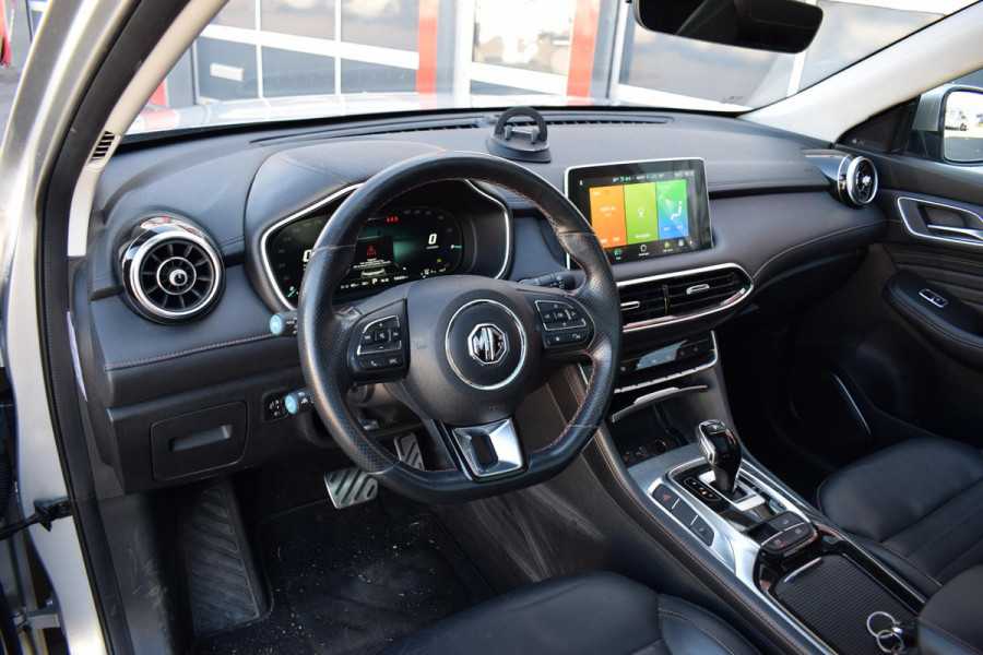 MG EHS 1.5 TGDI Luxury | Trekhaak | Pano | Leer | 360 Cam | CarPlay