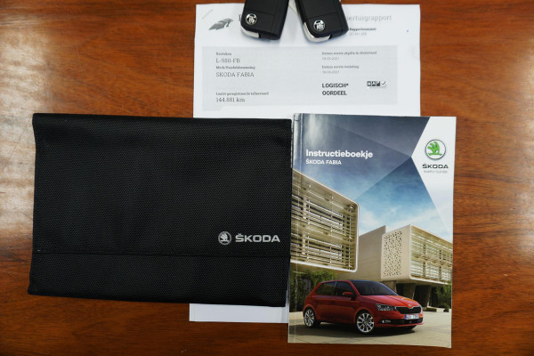 Škoda Fabia Combi 1.0 TSI Ambition Automaat/Navigatie/Nette Auto/ Goed onderhouden!