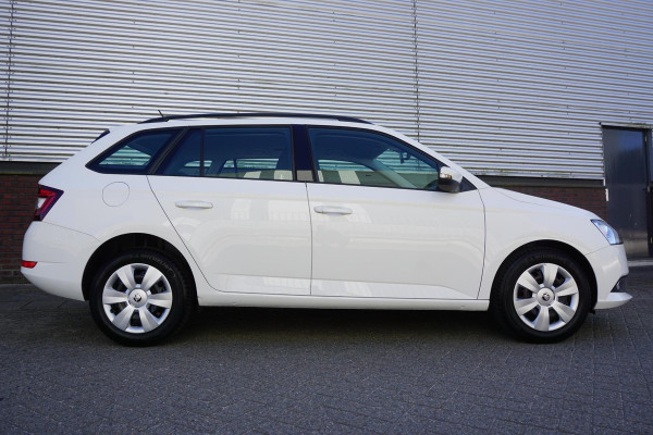 Škoda Fabia Combi 1.0 TSI Ambition Automaat/Navigatie/Nette Auto/ Goed onderhouden!
