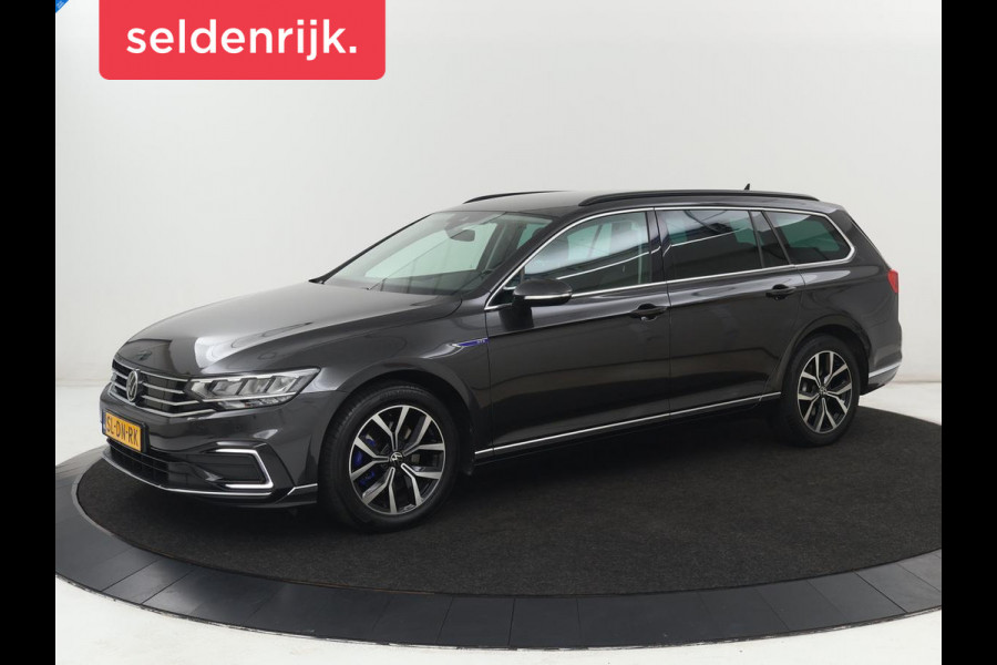 Volkswagen Passat 1.4 TSI PHEV GTE | SOH 94% | Stoelverwarming | Massage | Camera | Adaptive cruise | Matrix LED | Carplay | Navigatie | parkeerhulp | Climate control | Plug In