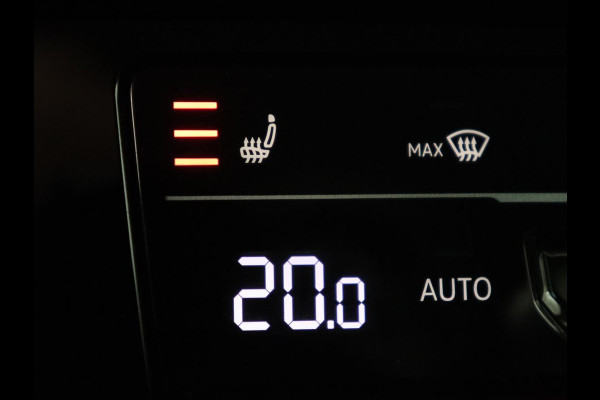Volkswagen Passat 1.4 TSI PHEV GTE | SOH 94% | Stoelverwarming | Massage | Camera | Adaptive cruise | Matrix LED | Carplay | Navigatie | parkeerhulp | Climate control | Plug In