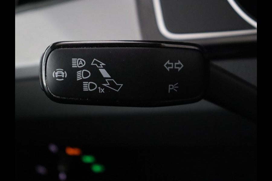 Volkswagen Passat 1.4 TSI PHEV GTE | SOH 94% | Stoelverwarming | Massage | Camera | Adaptive cruise | Matrix LED | Carplay | Navigatie | parkeerhulp | Climate control | Plug In