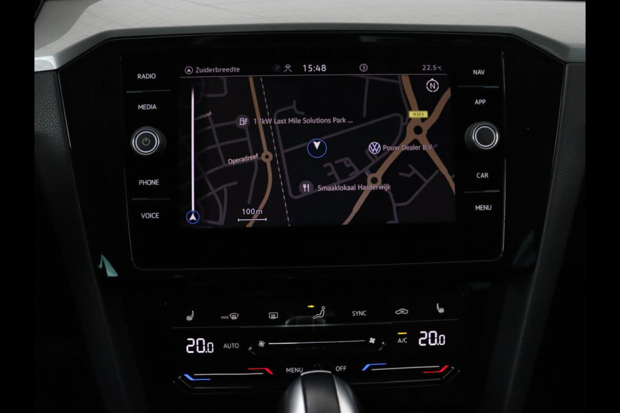 Volkswagen Passat 1.4 TSI PHEV GTE | SOH 94% | Stoelverwarming | Massage | Camera | Adaptive cruise | Matrix LED | Carplay | Navigatie | parkeerhulp | Climate control | Plug In