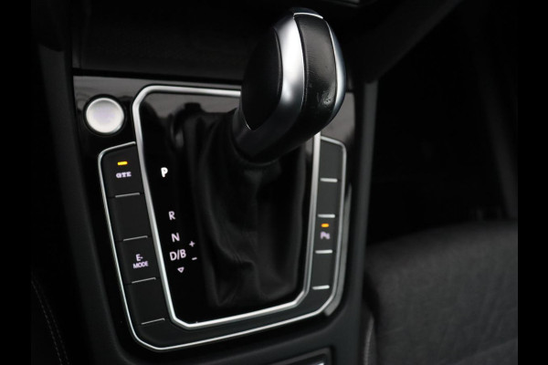 Volkswagen Passat 1.4 TSI PHEV GTE | SOH 94% | Stoelverwarming | Massage | Camera | Adaptive cruise | Matrix LED | Carplay | Navigatie | parkeerhulp | Climate control | Plug In