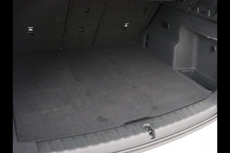 BMW X1 xDrive25e M Sport | SOH 93,3% | Adaptive cruise | Massage | Sportstoelen | Keyless | Stuurverwarming | Leder/Alcantara | Live Cockpit | Camera | Stoelverwarming | Adaptief LED | PHEV | Plug In