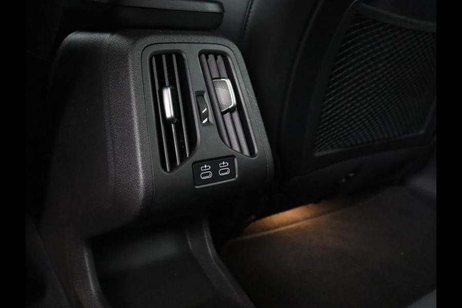 BMW X1 xDrive25e M Sport | SOH 93,3% | Adaptive cruise | Massage | Sportstoelen | Keyless | Stuurverwarming | Leder/Alcantara | Live Cockpit | Camera | Stoelverwarming | Adaptief LED | PHEV | Plug In