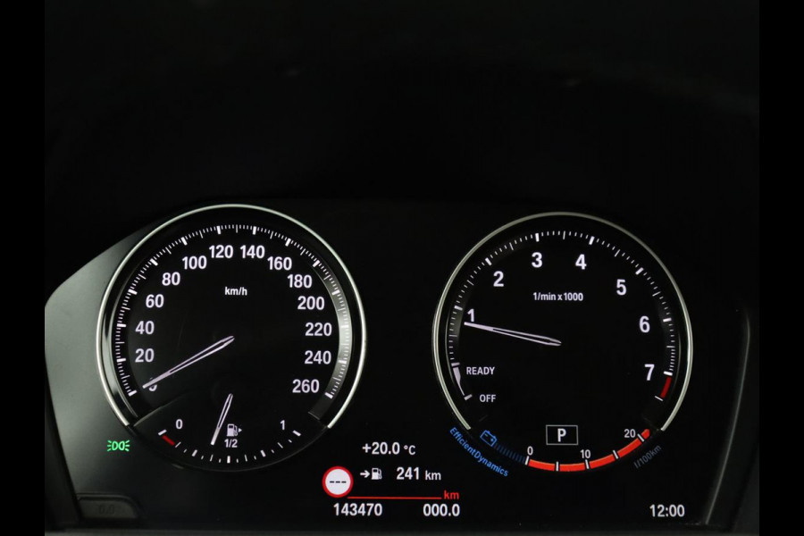 BMW X1 sDrive20i Business Edition Plus | Leder | Head-Up | Trekhaak | Stoelverwarming | Carplay | Sfeerverlichting | Full LED | Navigatie | Sportstoelen | Climate control | Parkeerhulp | Cruise control