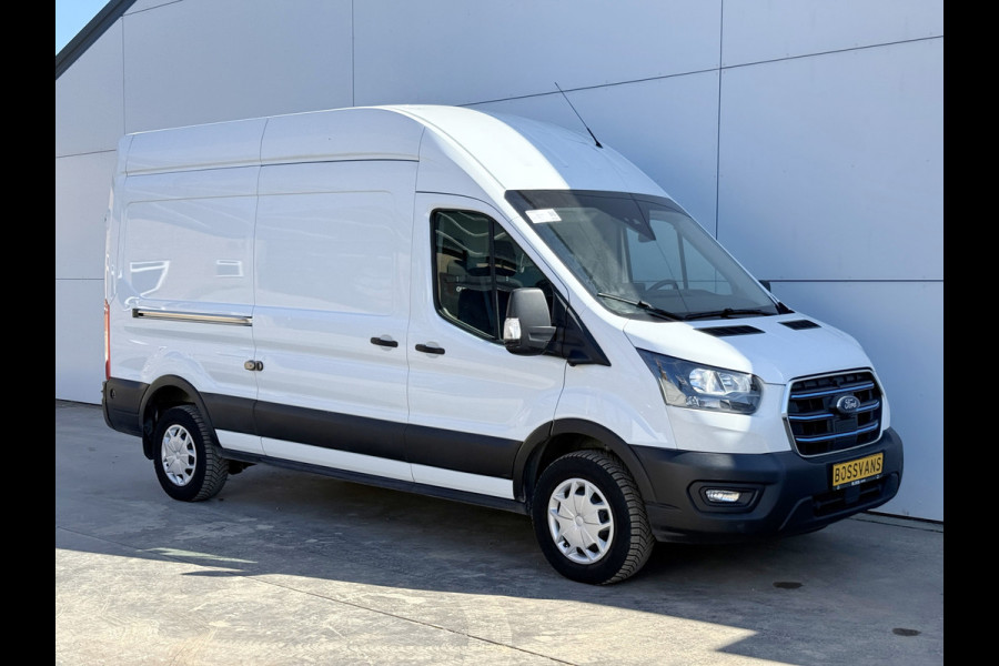 Ford E-Transit 68kWh 184PK L3H3 317km WLTP 96,3% (SOH) BEV Snelladen Camera Cruise control Climate control Carplay Navigatie Laadkabel Parkeersensoren