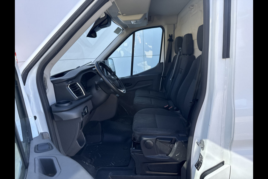 Ford E-Transit 68kWh 184PK L3H3 317km WLTP 96,3% (SOH) BEV Snelladen Camera Cruise control Climate control Carplay Navigatie Laadkabel Parkeersensoren