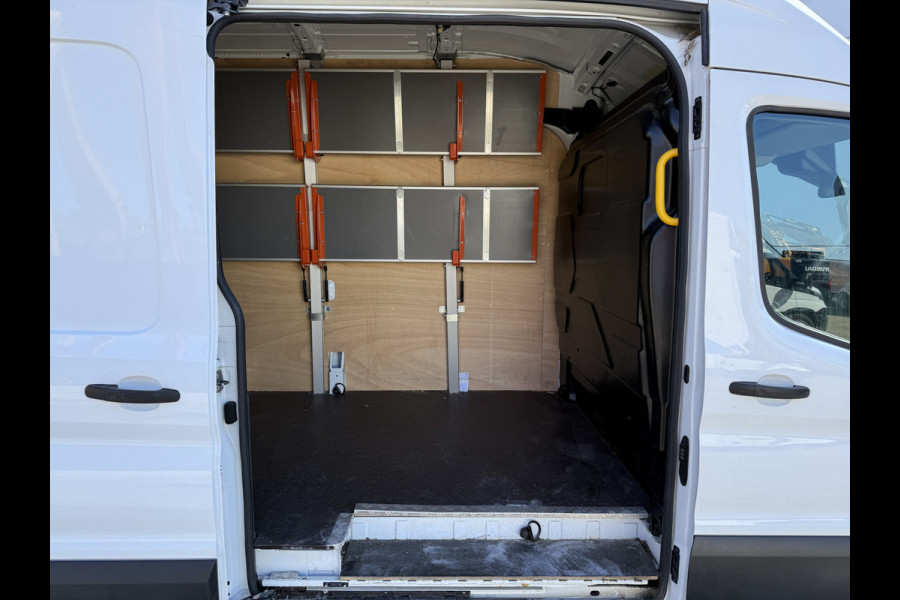 Ford E-Transit 68kWh 184PK L3H3 317km WLTP 96,3% (SOH) BEV Snelladen Camera Cruise control Climate control Carplay Navigatie Laadkabel Parkeersensoren