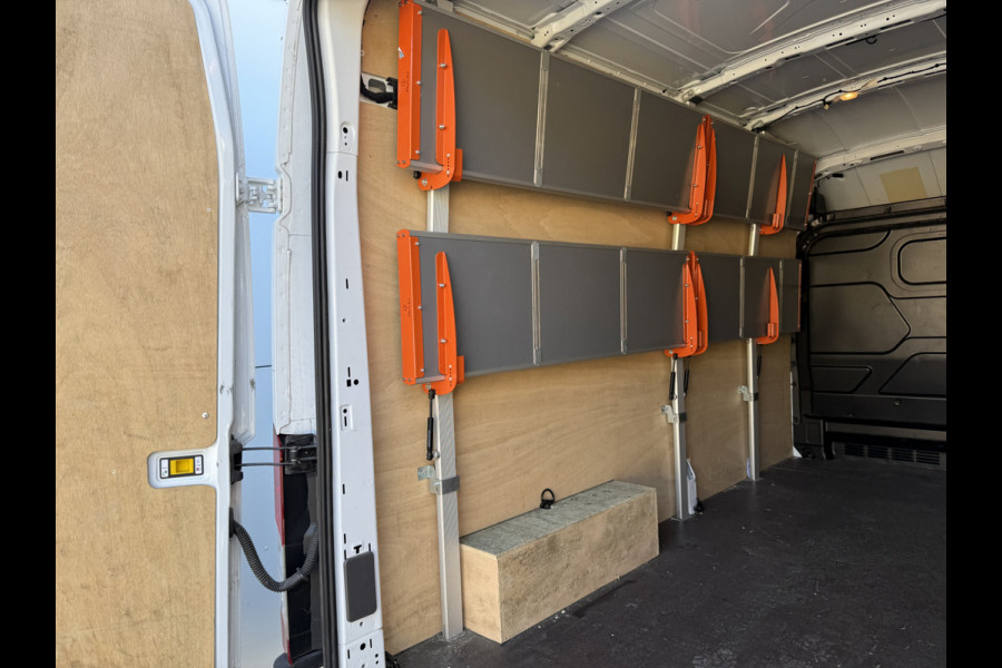 Ford E-Transit 68kWh 184PK L3H3 317km WLTP 96,3% (SOH) BEV Snelladen Camera Cruise control Climate control Carplay Navigatie Laadkabel Parkeersensoren