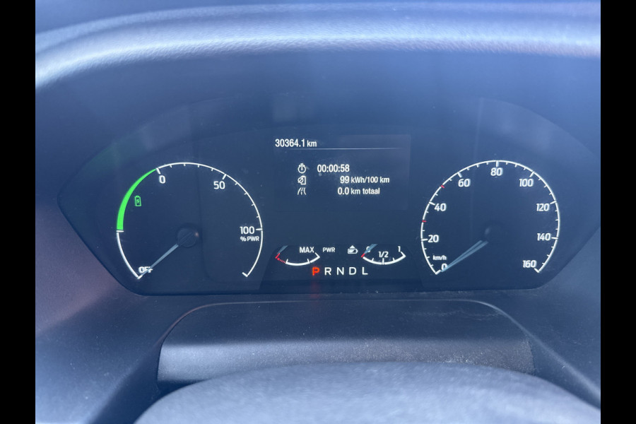 Ford E-Transit 68kWh 184PK L3H3 317km WLTP 96,3% (SOH) BEV Snelladen Camera Cruise control Climate control Carplay Navigatie Laadkabel Parkeersensoren