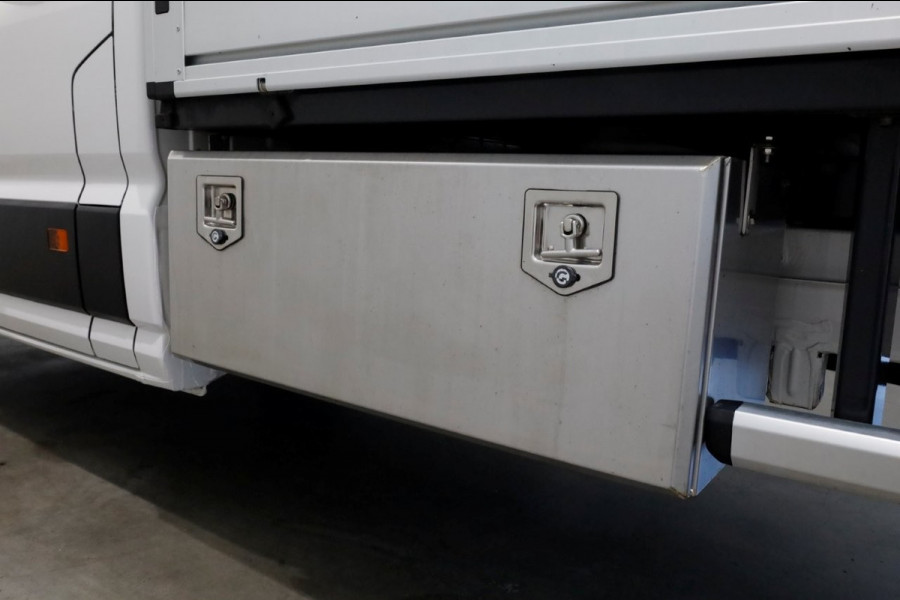 Volkswagen Crafter 50 2.0 TDI 177pk Open Laadbak L429cm Trekgewicht 3500kg 03-2021