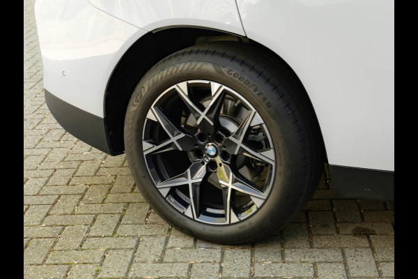 BMW X3 30e xDrive - Trekhaak - Active Cruise - Head-up - 360° Camera
