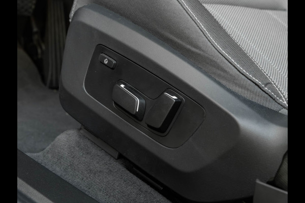 BMW X3 30e xDrive - Trekhaak - Active Cruise - Head-up - 360° Camera