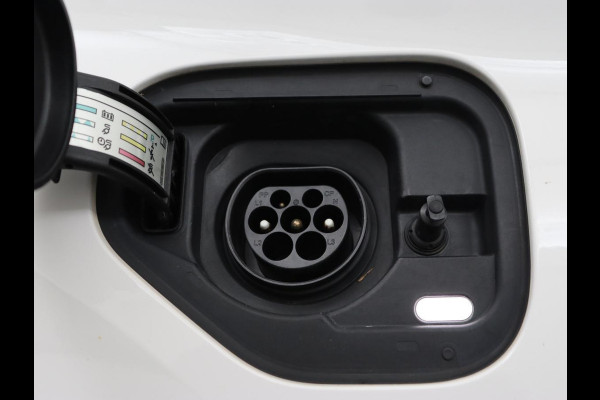 CUPRA Leon 1.4 eHybrid VZ | SOH 90,7% | 245pk | Stoelverwarming | Adaptive cruise | Camera | Carplay | Navigatie | Sfeerverlichting | Full LED | Sportstoelen | Keyless | PHEV | Plug In