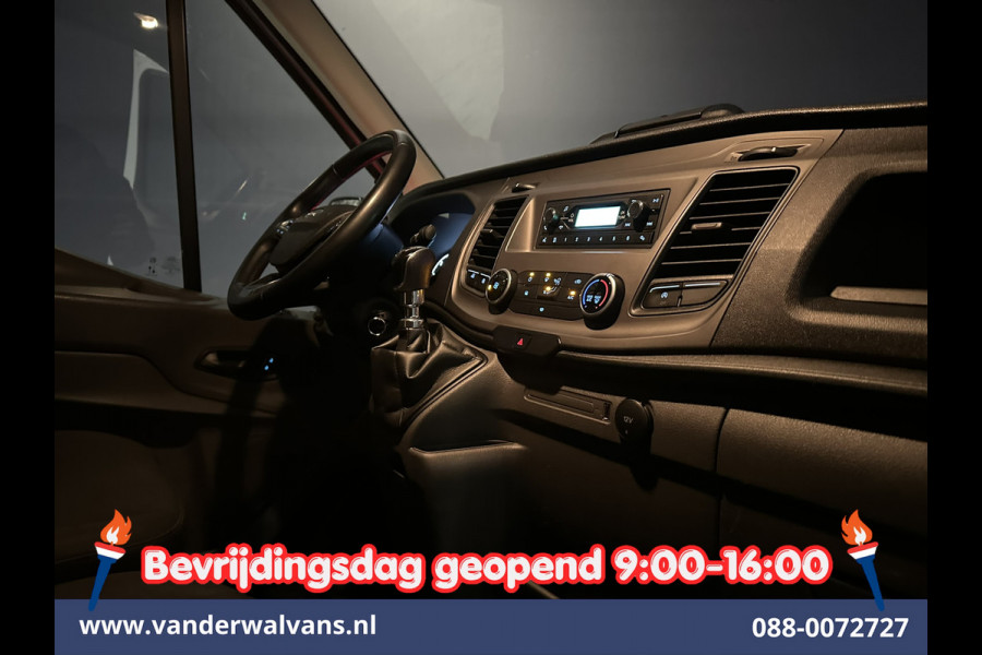 Ford Transit 2.0 TDCI 161pk Bakwagen Laadklep Euro6 Airco | Cruisecontrol | Verwarmde voorruit | 1040kg laadvermogen Bijrijdersbank