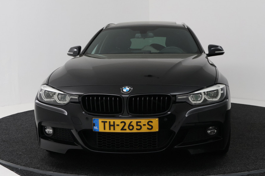 BMW 3 Serie Touring 320i Edition M Sport Shadow High Executive (PANORAMADAK, STOELVERWARMING, CAMERA, CRUISE CONTROL, NAVIGATIE)