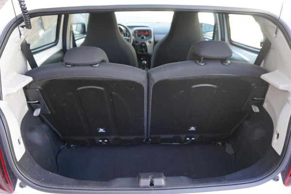 Peugeot 108 1.0 e-VTi Premium/Dealeronderhouden/1e Eigenaar/ All-Season banden.