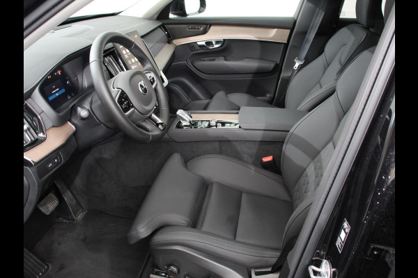 Volvo XC90 2.0 T8 Plug-in hybrid AWD Plus Dark 7 persoons DEMO Navigatie Apple Carplay/Android Auto 360 Camera Parkeersensoren Adaptive Cruise Control Full LED Stoel- en stuurverwarming Memory stoelen Climate Control Lichtmetalen velgen