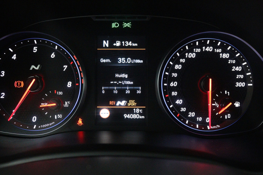 Hyundai i30 Fastback 2.0 T-GDI N2 (STOEL/STUUR VERWARMING, CAMERA, CRUISE CONTROL, ELEKTR STOELEN, PARKEERSENSOREN)
