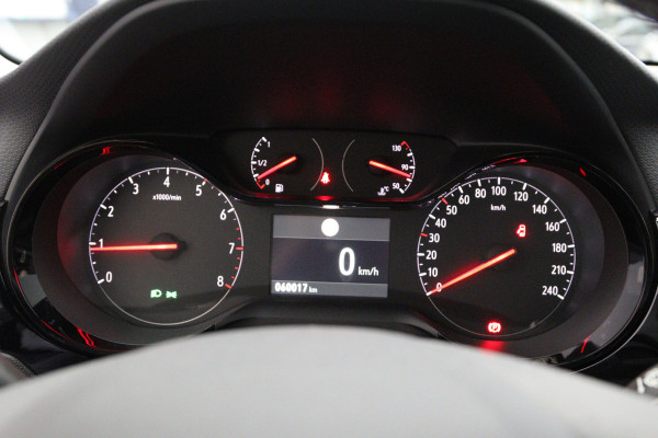 Opel Corsa 1.2 GS Line, Carplay, Stoelverwarming, LED, 17" LM