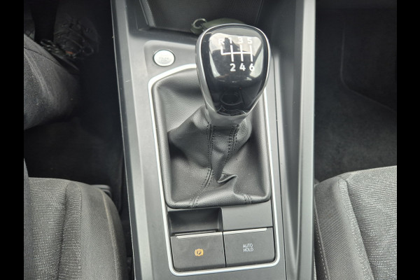 Volkswagen Golf 1.5 TSI Life,Navigatie,Android/Carplay,Lm 18 Inch,Parksensoren,stoelverwarming