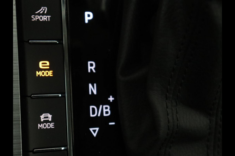 Škoda Superb 1.4 TSI iV Business Edition | SOH 90,7% | Stoelverwarming | Virtual Cockpit | Adaptive cruise | Camera | Carplay | Navigatie | Full LED | Parkeerhulp | PHEV | Plug In