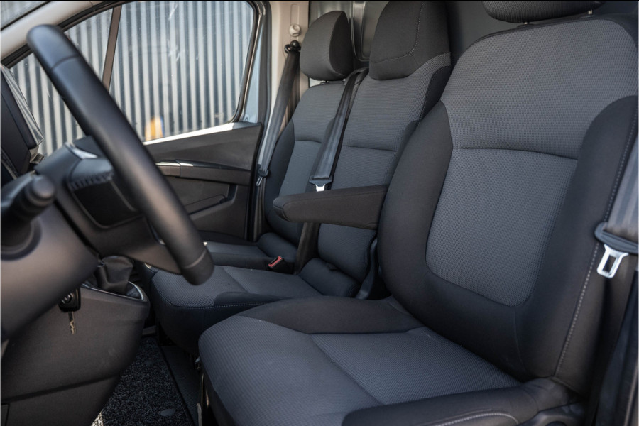 Renault Trafic 2.0 dCi 130 L2H1 | 3-Zits | LED | Cruise | Airco