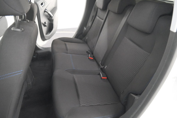 Peugeot 208 PureTech 82 Signature | Parkeersensoren | Apple Carplay | Navigatie