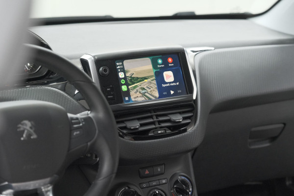 Peugeot 208 PureTech 82 Signature | Parkeersensoren | Apple Carplay | Navigatie