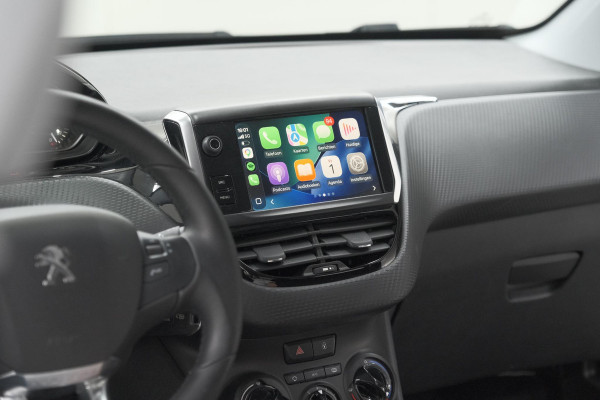 Peugeot 208 PureTech 82 Signature | Parkeersensoren | Apple Carplay | Navigatie
