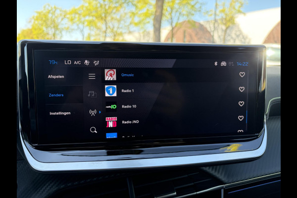 Peugeot e-2008 GT WARMTEPOMP| SOH 96% | ACHTERUITRIJCAMERA| RIJSTROOK-ASSISTENT| APPLE CARPLAY/ ANDROID AUTO| FABRIEKSGARANTIE PEUGEOT TOT 01-2027| 19.440KM!|