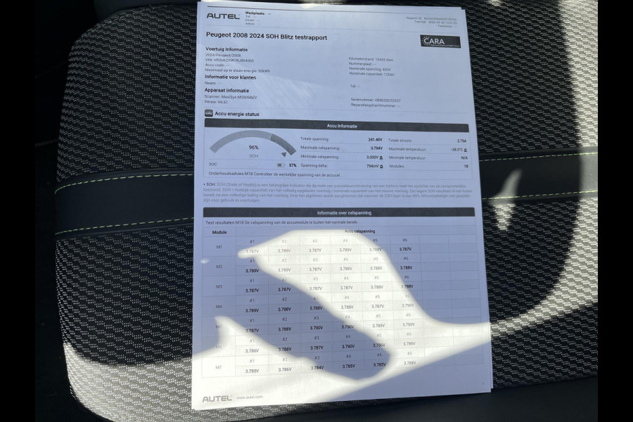 Peugeot e-2008 GT WARMTEPOMP| SOH 96% | ACHTERUITRIJCAMERA| RIJSTROOK-ASSISTENT| APPLE CARPLAY/ ANDROID AUTO| FABRIEKSGARANTIE PEUGEOT TOT 01-2027| 19.440KM!|