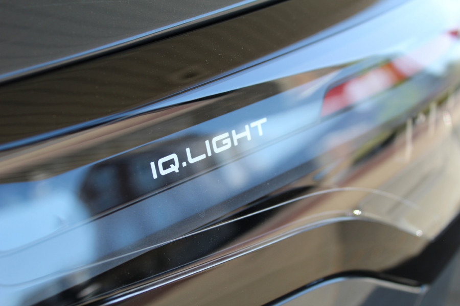 Volkswagen Tiguan 1.5 eHybrid Life | Achteruitrijcamera | Adaptive cruise | Nieuw