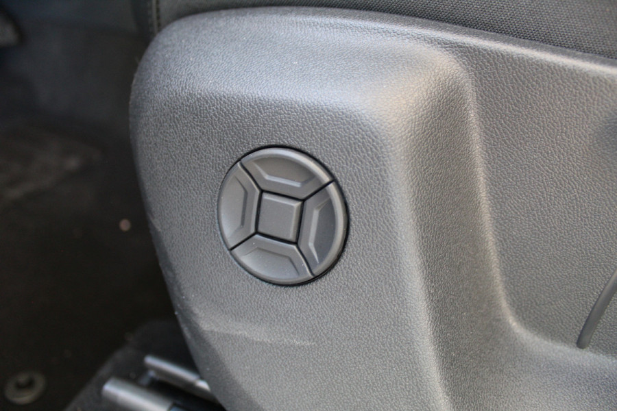 Volkswagen Tiguan 1.5 eHybrid Life | Achteruitrijcamera | Adaptive cruise | Nieuw