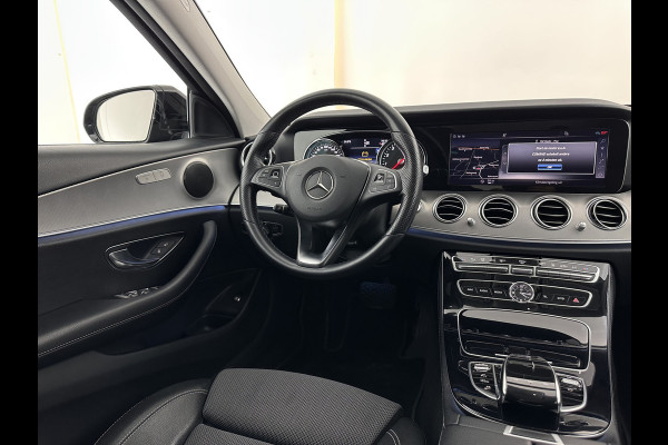 Mercedes-Benz E-Klasse 350 e AMG-Pack Business Solution (Plug-In) Aut. *LEATHER-FABRIC | FULL-LED | AMBIENTLIGHT | CAMERA | NAVI-FULLMAP | HEATED-SPORTSEATS | PRIVACY-GLASS | SHIFTPADDLES | ECC | PDC | CRUISE | 18''ALU*
