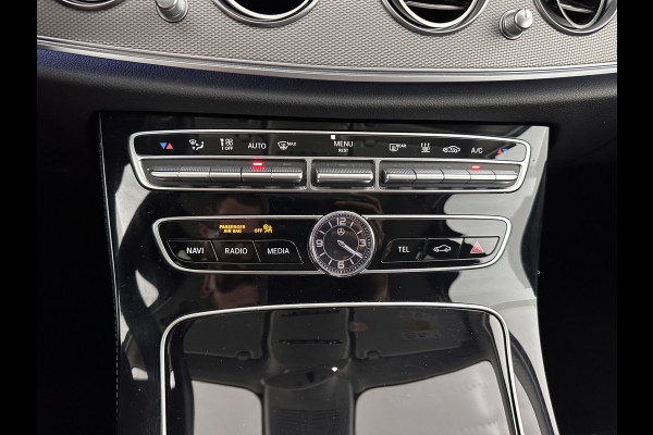 Mercedes-Benz E-Klasse 350 e AMG-Pack Business Solution (Plug-In) Aut. *LEATHER-FABRIC | FULL-LED | AMBIENTLIGHT | CAMERA | NAVI-FULLMAP | HEATED-SPORTSEATS | PRIVACY-GLASS | SHIFTPADDLES | ECC | PDC | CRUISE | 18''ALU*