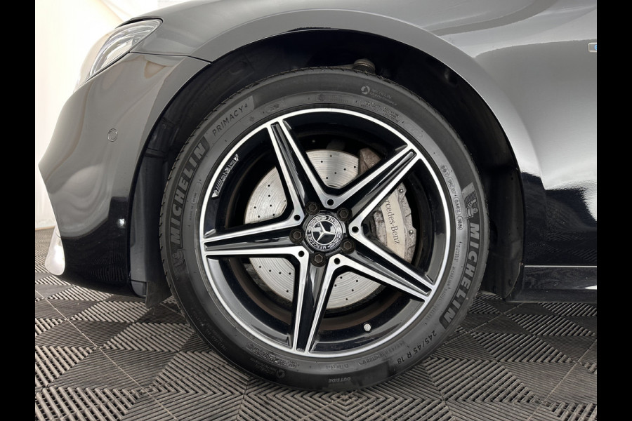 Mercedes-Benz E-Klasse 350 e AMG-Pack Business Solution (Plug-In) Aut. *LEATHER-FABRIC | FULL-LED | AMBIENTLIGHT | CAMERA | NAVI-FULLMAP | HEATED-SPORTSEATS | PRIVACY-GLASS | SHIFTPADDLES | ECC | PDC | CRUISE | 18''ALU*
