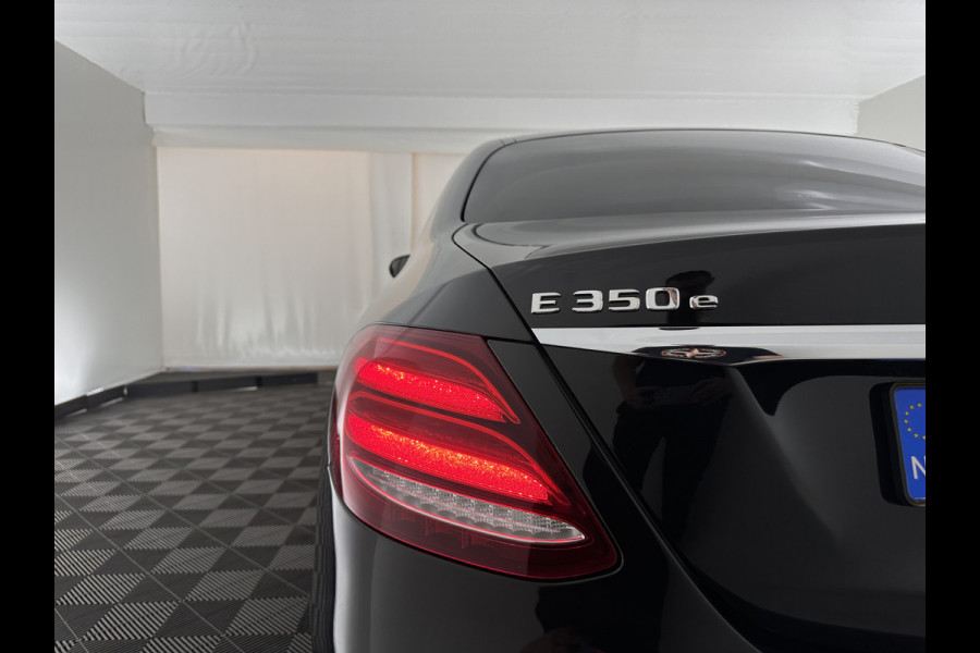 Mercedes-Benz E-Klasse 350 e AMG-Pack Business Solution (Plug-In) Aut. *LEATHER-FABRIC | FULL-LED | AMBIENTLIGHT | CAMERA | NAVI-FULLMAP | HEATED-SPORTSEATS | PRIVACY-GLASS | SHIFTPADDLES | ECC | PDC | CRUISE | 18''ALU*