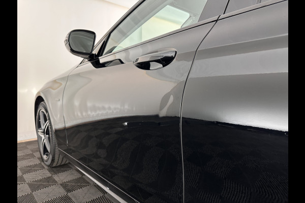 Mercedes-Benz E-Klasse 350 e AMG-Pack Business Solution (Plug-In) Aut. *LEATHER-FABRIC | FULL-LED | AMBIENTLIGHT | CAMERA | NAVI-FULLMAP | HEATED-SPORTSEATS | PRIVACY-GLASS | SHIFTPADDLES | ECC | PDC | CRUISE | 18''ALU*