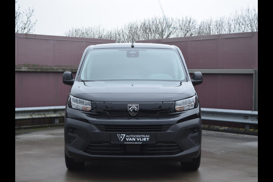 Peugeot e-Partner L2 50 kWh 0% rente | tot 8 jaar garantie | camera | Apple Carplay | laadruimtebetimmering | Comfort stoel | Eco LED koplampen | rijklaarprijs