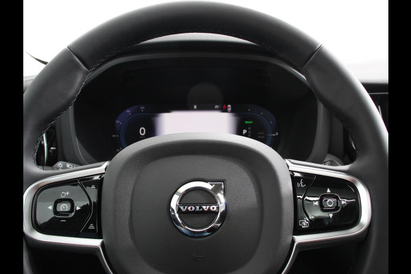 Volvo XC60 2.0 T6 Plug-in hybrid AWD Plus Bright 398pk Full LED Adaptive Cruise Control + Pilot Assist Parkeersensoren V&A+ camera Panaroma dak